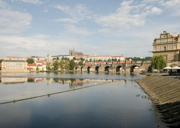 Wishlist Residences - Charles Bridge Karlova *