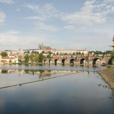 Wishlist Residences - Charles Bridge Karlova *
